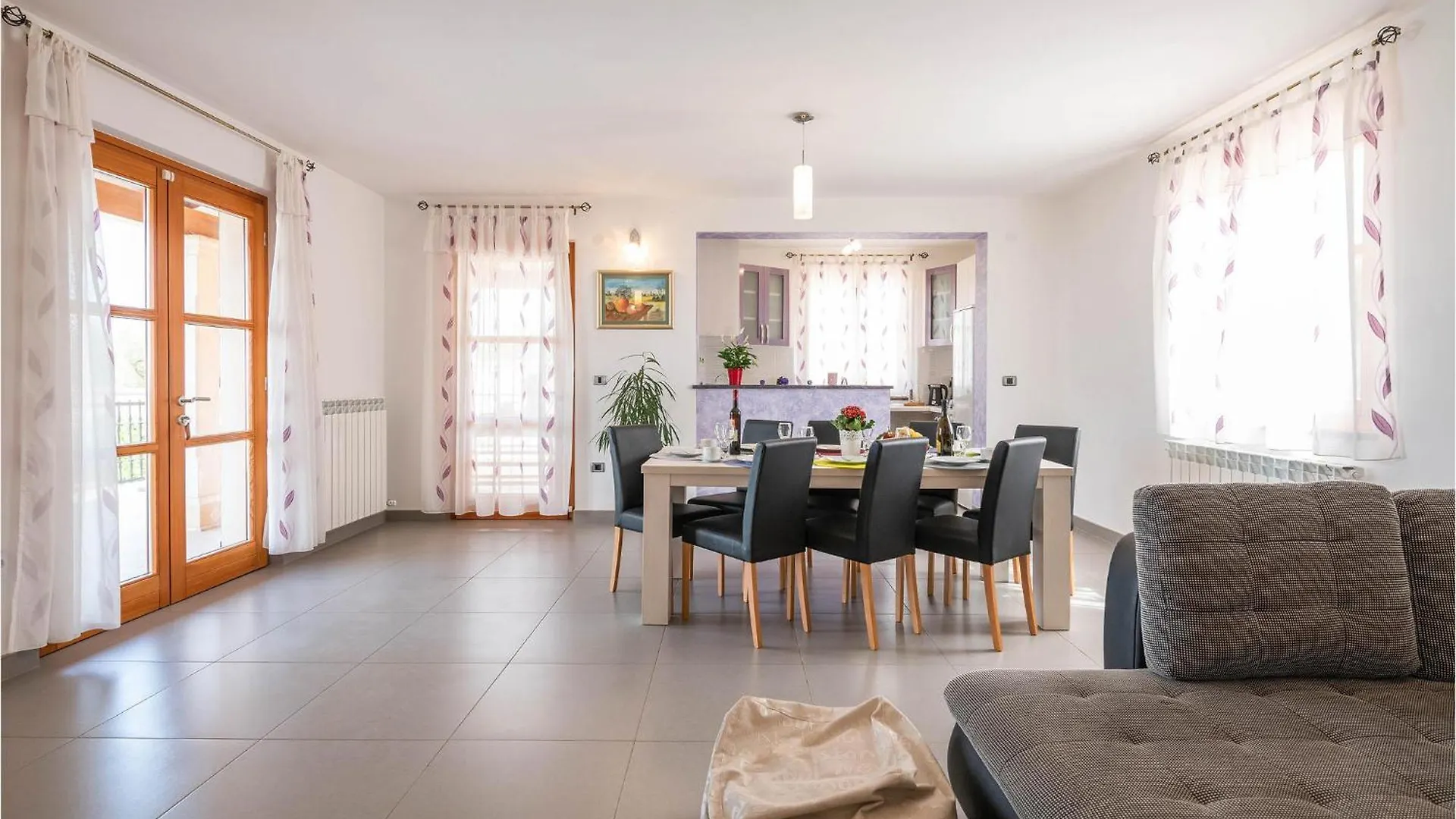 Awesome Home In Hr-52215 Vodnjan With Kitchen Croatia