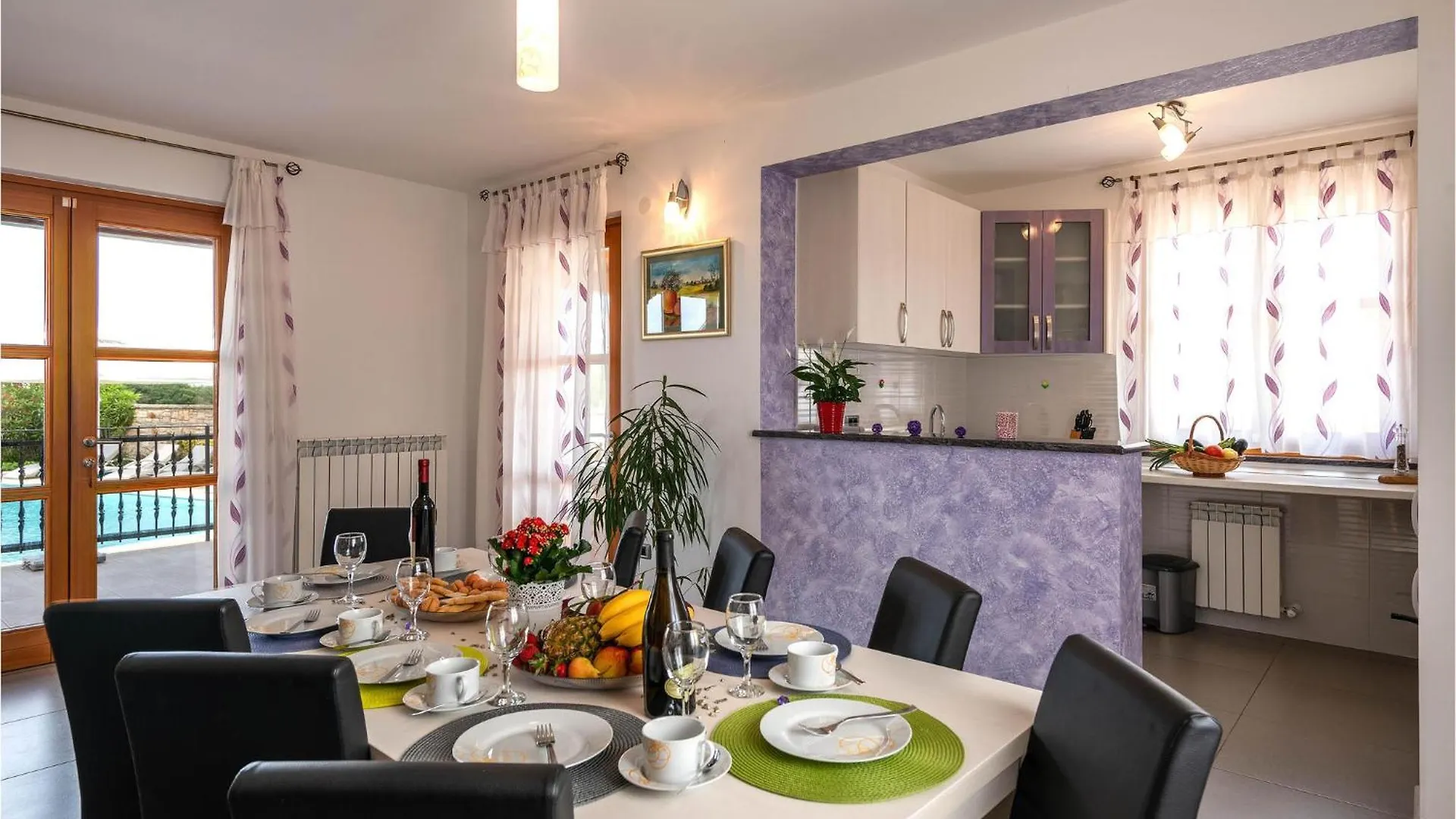 Awesome Home In Hr-52215 Vodnjan With Kitchen Holiday home
