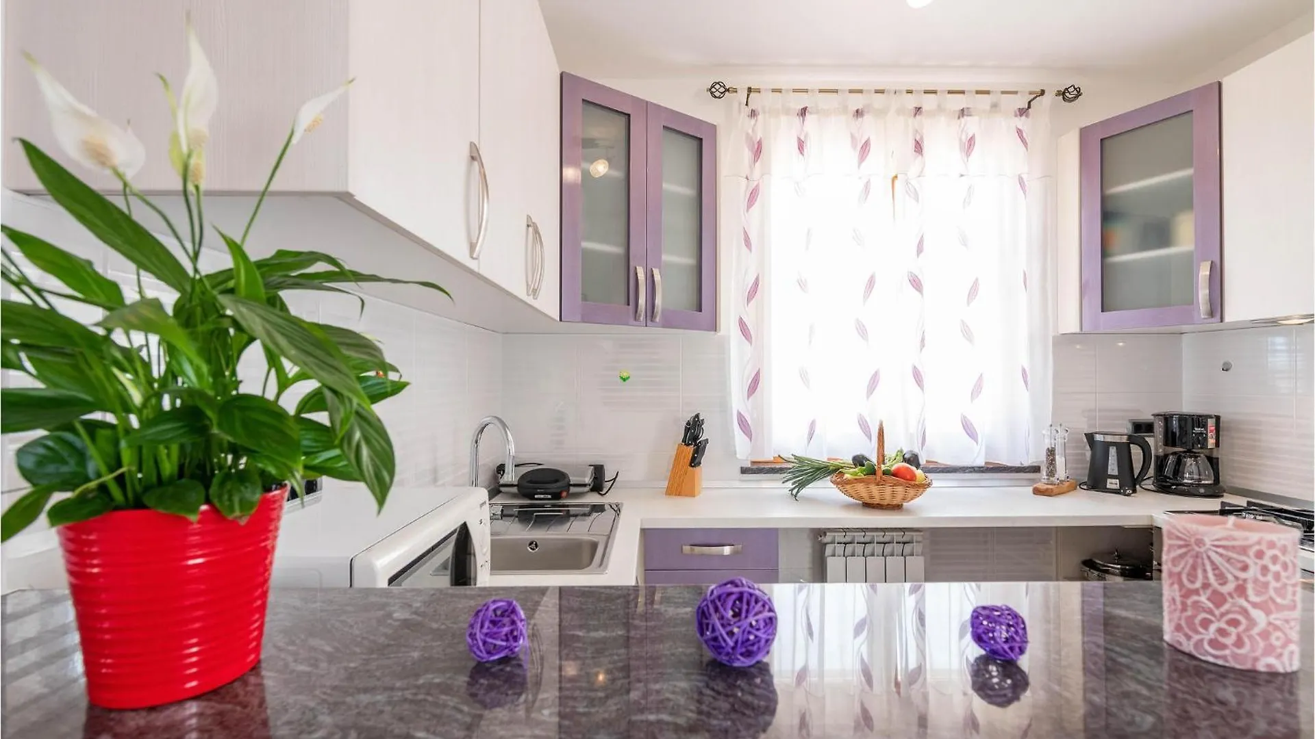 Awesome Home In Hr-52215 Vodnjan With Kitchen Croatia